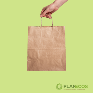 Bolsa Kraft con manijas abierta, mostrando su capacidad y diseño atractivo.